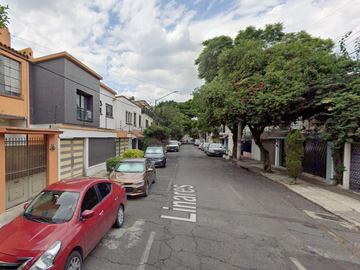 HERMOSA CASA EN COLONIA LINDAVISTA, ALCALDIA GUSTAVO A. MADERO