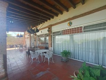 CASA UN NIVEL EN TEQUESQUITENGO. VISTA PANORAMICA
