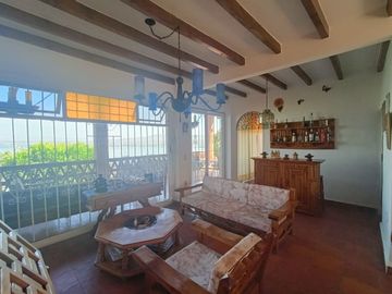 CASA UN NIVEL EN TEQUESQUITENGO. VISTA PANORAMICA
