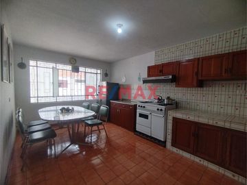 ID: 1116817 Dpto De 132.55M², A Media Cuadra De Parque, Gas Cálidda, 3 Dormitorios Con Closet, 2ºpiso, Ubicado En Comas