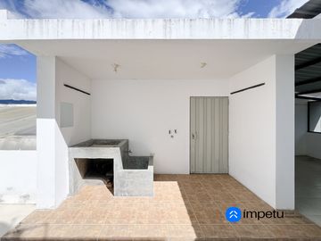 Se vende casa en el Barrio Celi Roman en la ciudad de Loja