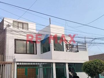 Venta De Casa Urb Los Cipreses Cercado De Lima