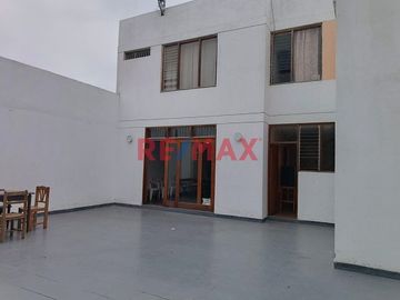 Venta De Casa Urb Los Cipreses Cercado De Lima