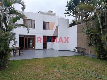 Venta De Casa Urb Los Cipreses Cercado De Lima