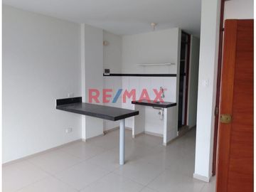 Venta De Casa 4 Pisos En Smp
