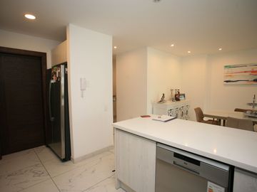 SE VENDE HERMOSO DEPARTAMENTO CON JARDÍN PRIVADO Y ÁREAS COMUNALES PREMIUM
