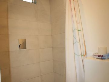 SE VENDE HERMOSO DEPARTAMENTO CON JARDÍN PRIVADO Y ÁREAS COMUNALES PREMIUM