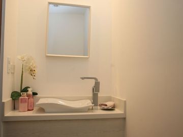 SE VENDE HERMOSO DEPARTAMENTO CON JARDÍN PRIVADO Y ÁREAS COMUNALES PREMIUM