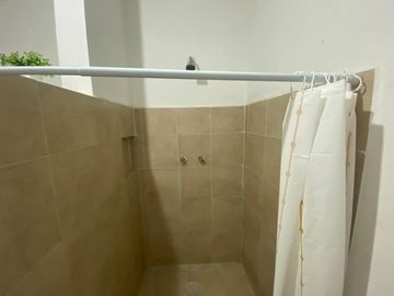 Casa lado sombra 2 niveles, 3 recamaras, 3 baños, terraza. Lomas del Mar, Boca del Rio Ver.
