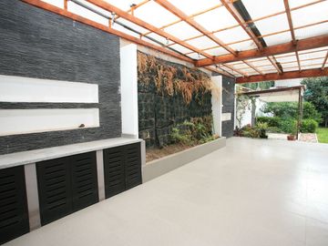 SE VENDE HERMOSA CASA EN LA VIÑA: DISEÑO EXCLUSIVO Y ACABADOS DE ALTA GAMA