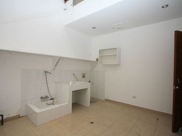 SE VENDE HERMOSA CASA EN LA VIÑA: DISEÑO EXCLUSIVO Y ACABADOS DE ALTA GAMA