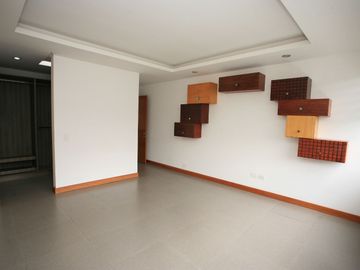 SE VENDE HERMOSA CASA EN LA VIÑA: DISEÑO EXCLUSIVO Y ACABADOS DE ALTA GAMA