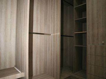 SE VENDE HERMOSA CASA EN LA VIÑA: DISEÑO EXCLUSIVO Y ACABADOS DE ALTA GAMA