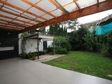 SE VENDE HERMOSA CASA EN LA VIÑA: DISEÑO EXCLUSIVO Y ACABADOS DE ALTA GAMA