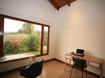 RESIDENCIA DE LUJO EN PAKAKUNA: UN PARAÍSO EXCLUSIVO ENTRE NATURALEZA Y COMODIDAD