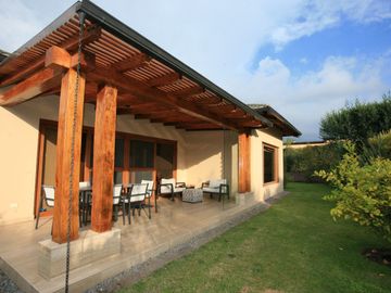 RESIDENCIA DE LUJO EN PAKAKUNA: UN PARAÍSO EXCLUSIVO ENTRE NATURALEZA Y COMODIDAD