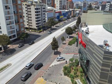EXCELENTE DEPARTAMENTO EN EL CORAZÓN DE QUITO:  ESPACIO Y UBICACIÓN IDEAL