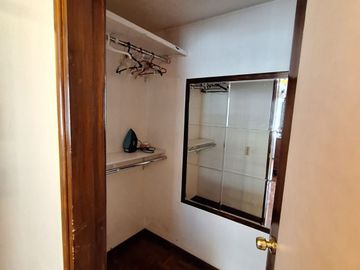 EXCELENTE DEPARTAMENTO EN EL CORAZÓN DE QUITO:  ESPACIO Y UBICACIÓN IDEAL