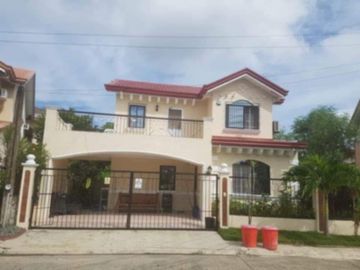 Elegant 4-Bedroom Home with Terrace and Garden in Pacific Grand Villa, Lapu-Lapu City
