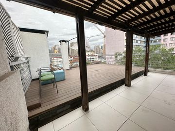 VENDE Departamento 1D,1B metro Santa Ana