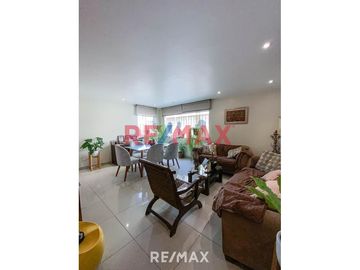 venta de departamento en la molina 1er piso + estacionamiento