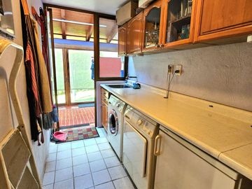 LAS CAÑADAS CASA EN VENTA CON PROYECTO ÚNICO Y HERMOSO JARDÍN