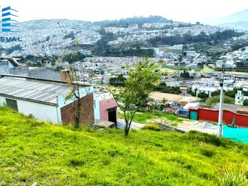 🏯Casa con amplio terreno en venta en el sector Monjas / Alma Lojana