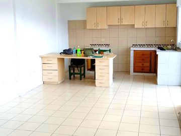 🏯Casa con amplio terreno en venta en el sector Monjas / Alma Lojana