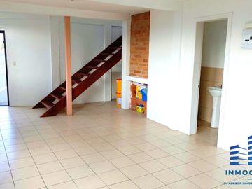 🏯Casa con amplio terreno en venta en el sector Monjas / Alma Lojana