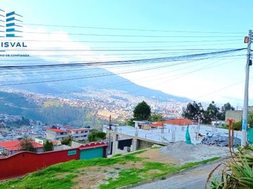 🏯Casa con amplio terreno en venta en el sector Monjas / Alma Lojana