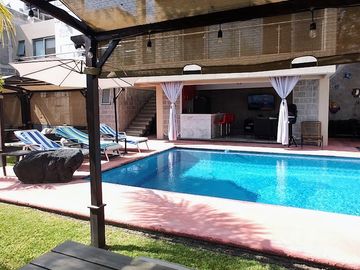 Xochitepec Morelos Casa en Venta con gran jardín y alberca