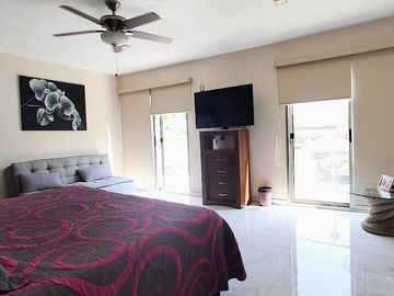 Xochitepec Morelos Casa en Venta con gran jardín y alberca