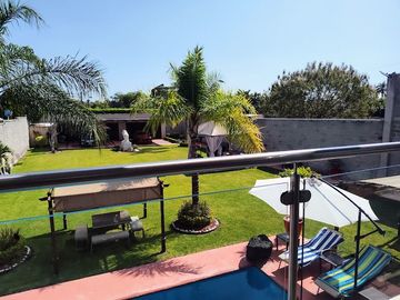 Xochitepec Morelos Casa en Venta con gran jardín y alberca