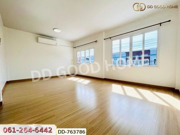 Townhouse, Chalida Village, Rangsit-Klong 3, Pathum Thani, near Wat Dhammakaya