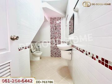 Townhouse, Chalida Village, Rangsit-Klong 3, Pathum Thani, near Wat Dhammakaya