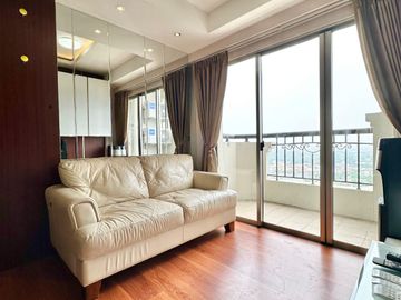 SEWA TAHUNAN APARTEMEN MEWAH WATEPRLACE RESIDENCE 2BR SIAP HUNI LANTAI TINGGI