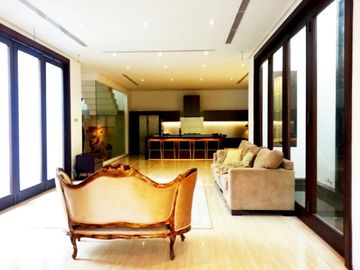 Dijual Rumah Jalan Taman Kencana Permai Pondok Indah Jakarta Selatan Unit Brand New Tropical Modern Mewah Bagus Strategis