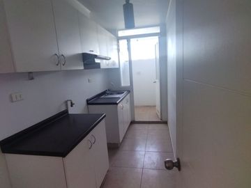 Gran Oportunidad.  Se vende Departamento en Condominio Lircay