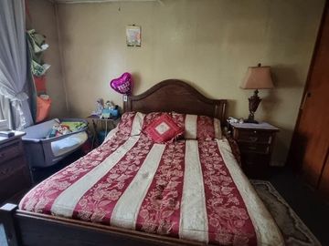 CASA EN CALLE ERRÁZURIZ  VALDIVIA