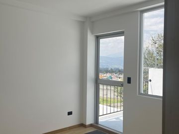 CASA EN VENTA POR ESTRENAR 3  DORMITORIOS SANGOLQUI