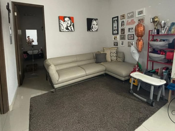 En VENTA Casa Moderna Ubicación Privilegiada. Fracc. Veneros Residencial