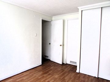 2 Dorm, 2 Bañ, Est, Bod. Cerca Metro Moneda Y Parque Almagro