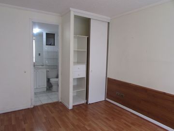 2 Dorm, 2 Bañ, Est, Bod. Cerca Metro Moneda Y Parque Almagro