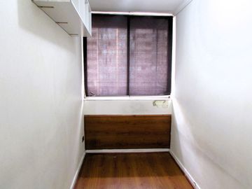 2 Dorm, 2 Bañ, Est, Bod. Cerca Metro Moneda Y Parque Almagro