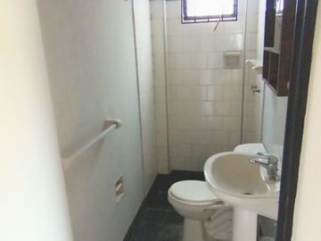 Cómoda Casa En Inmejorable Ubicación
