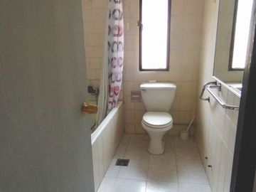 Cómoda Casa En Inmejorable Ubicación