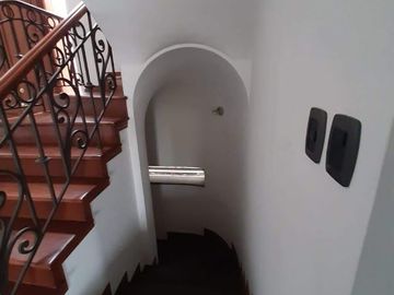 LA PLANICIE, ACOGEDORA CASA RODEADA DE NATURALEZA
