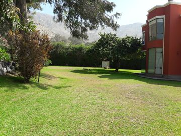 LA PLANICIE, ACOGEDORA CASA RODEADA DE NATURALEZA