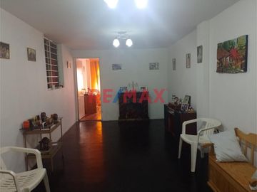 Venta Hermosa Casa Urbana En Lima - San Juan De Miraflores