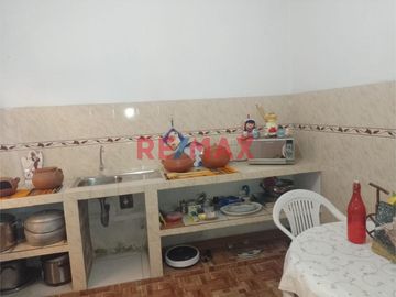 Venta Hermosa Casa Urbana En Lima - San Juan De Miraflores